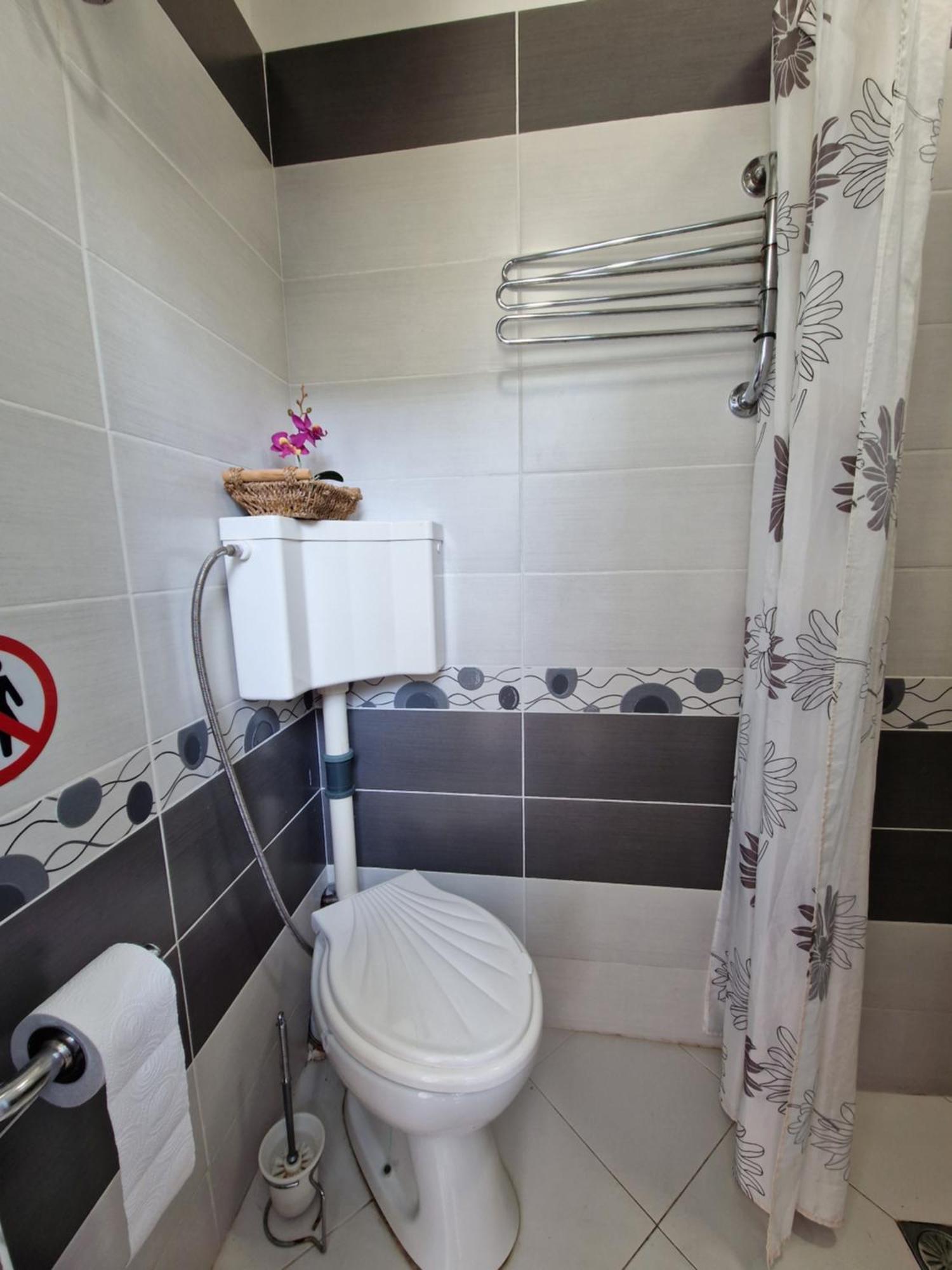 Ferienwohnung Етаж От Къща С Двор Burgas City Exterior foto